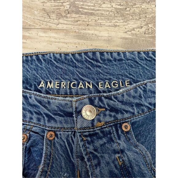 American Eagle Foldover Super High Rise Jeans Cropped Distressed Women’s Sz 2 - Picture 4 of 5
